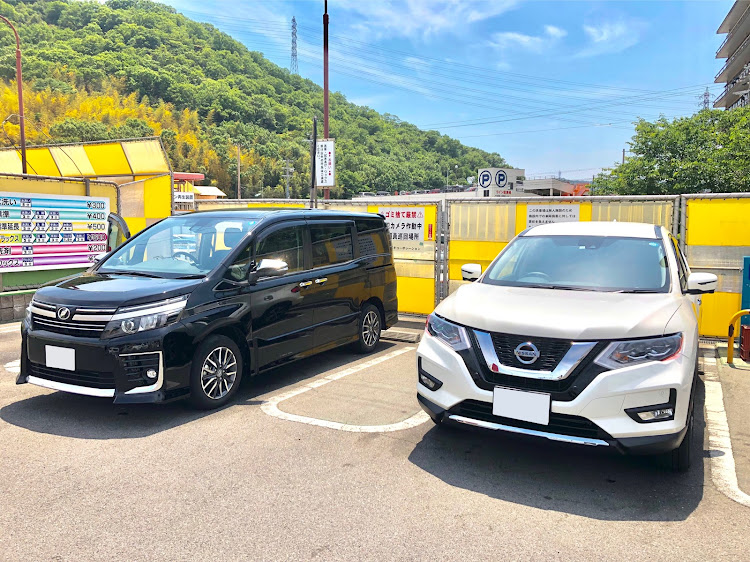 エクストレイルのVOXY・洗車に関するカスタム事例の投稿画像1枚目