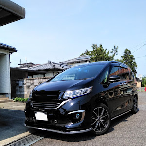 フリード GB5