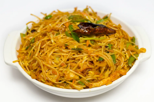 Chicken Singapore Noodles.