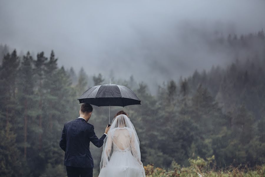 Fotografo di matrimoni Eva Lachendrova (evafotografka). Foto del 8 settembre 2019