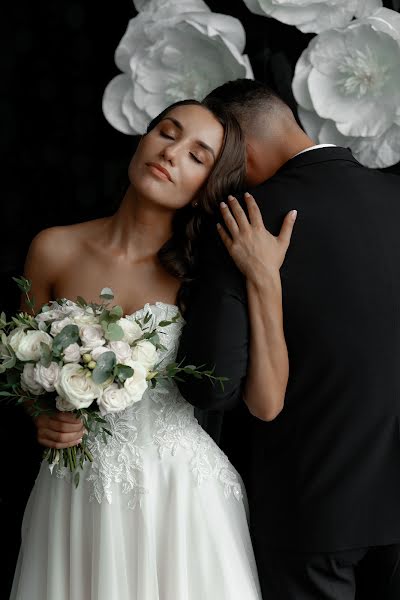 Fotografo di matrimoni Oksana Saveleva (tesattices). Foto del 21 dicembre 2020