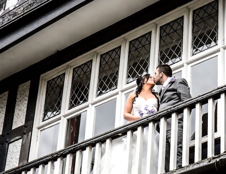 Fotógrafo de bodas Corrine Gretton-West (corrinewest). Foto del 26 de junio 2019