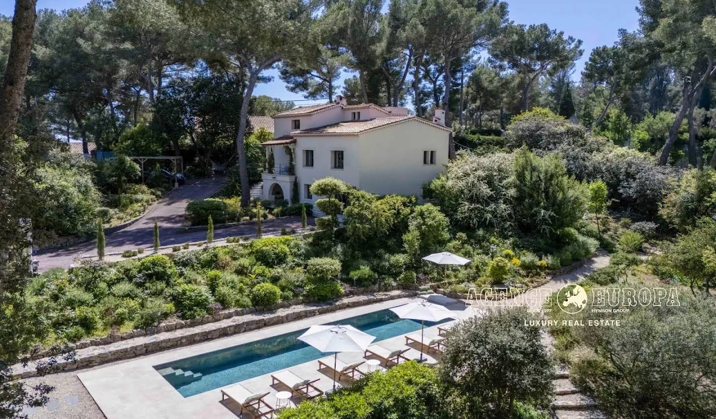 Villa with pool Vallauris