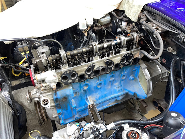 フェアレディZのs30z・L型エンジン・3.1Lに関するカスタム事例の投稿画像2枚目