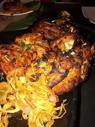 Tandoor Tawa Aur Karahi photo 7