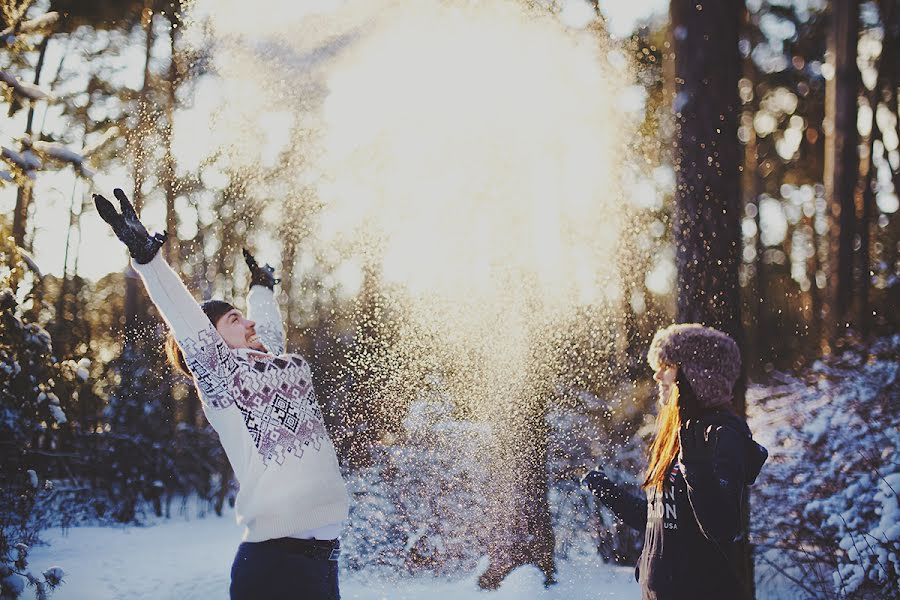 Wedding photographer Evgeniya Krasovskaya (alessa-white). Photo of 27 January 2014