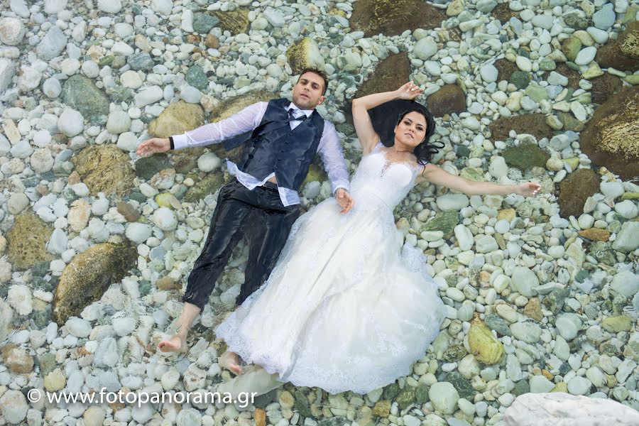 Fotógrafo de casamento Nick Vaitsopoulos (fotopanorama). Foto de 1 de dezembro 2017