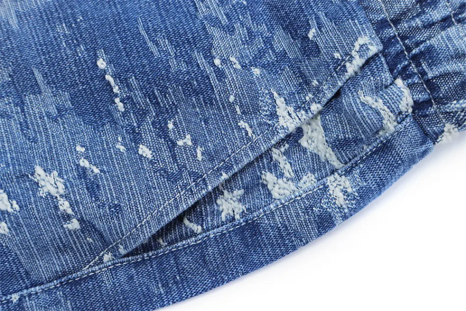 Heren Jeans met Tie-dye en Gradient Design, een stijlvolle en comfortabele broek voor een casual look. Laat je individualiteit zien met deze trendy broek.