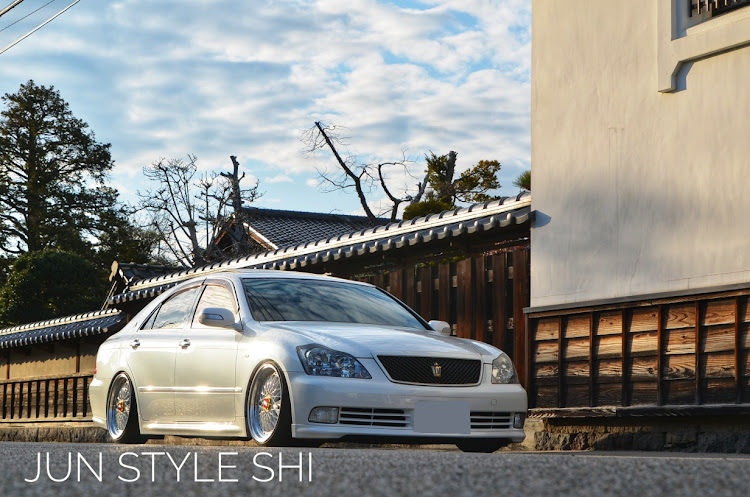 クラウンアスリートのJun Style・five months anniversary・幸せな一日💞✨・目指せPickUpCars・医療従事者にエールを❗️に関するカスタム事例の投稿画像1枚目