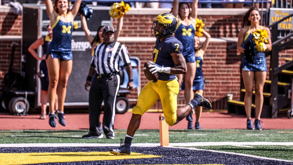 Athlon Sports says two Michigan football players will break out: The Michigan football team is off to a strong start in fall camp