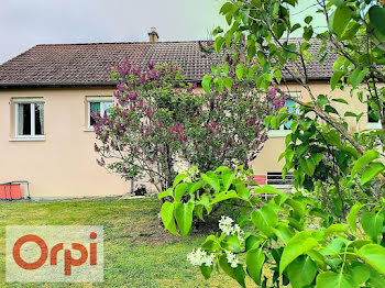 maison à La Chapelle-Montmartin (41)