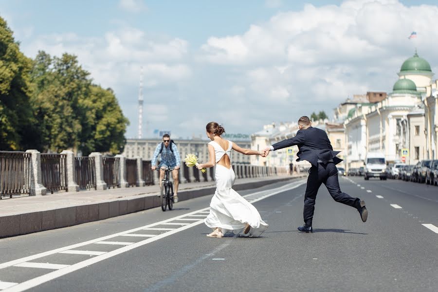 Fotógrafo de casamento Mikhail Pesikov (mikhailpesikov). Foto de 6 de abril 2019