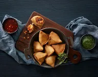 Wow! India Samosa photo 1