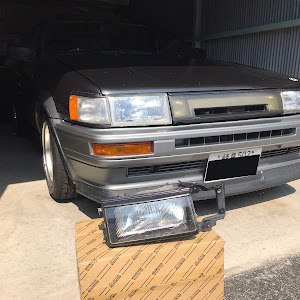 カローラレビン AE86