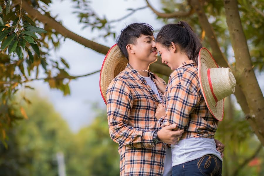 Photographe de mariage Tawan Pradpairin (pradpairin). Photo du 8 septembre 2020