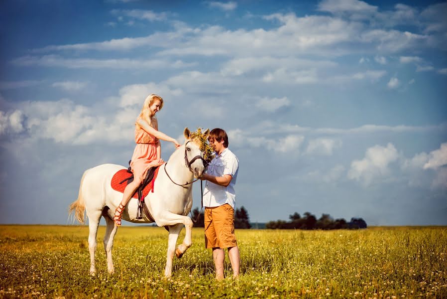 Wedding photographer Valeriy Sheyko (draw). Photo of 24 September 2013