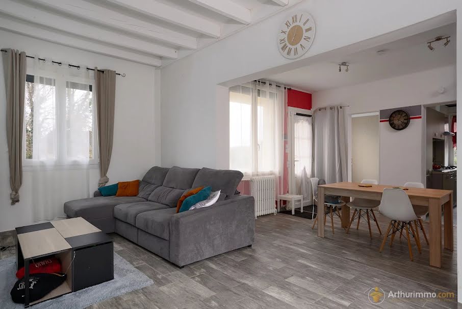 Vente maison 4 pièces 73 m² à Villers-cotterets (02600), 205 000 €