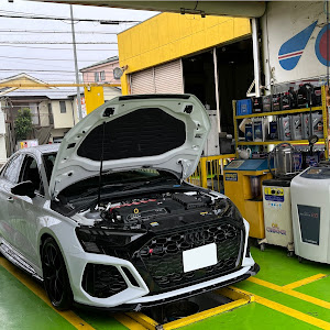 RS3 セダン