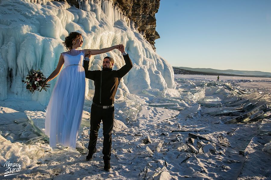 शादी का फोटोग्राफर Mikhail Zykov (22-19)। फरवरी 21 2017 का फोटो