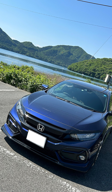 シビックの愛車の好きな角度・FK7に関するカスタム事例の投稿画像1枚目