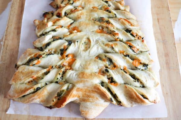 Spinach Dip Stuffed Crescent Roll Christmas Tree ⋆ Real Housemoms