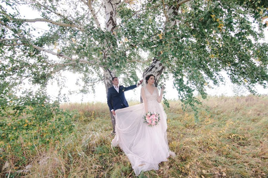 Wedding photographer Vladimir Vershinin (fatlens). Photo of 13 September 2016