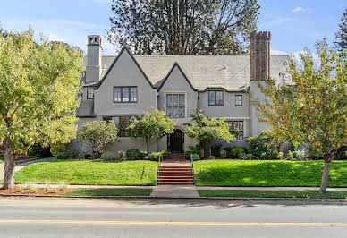 House with garden 2