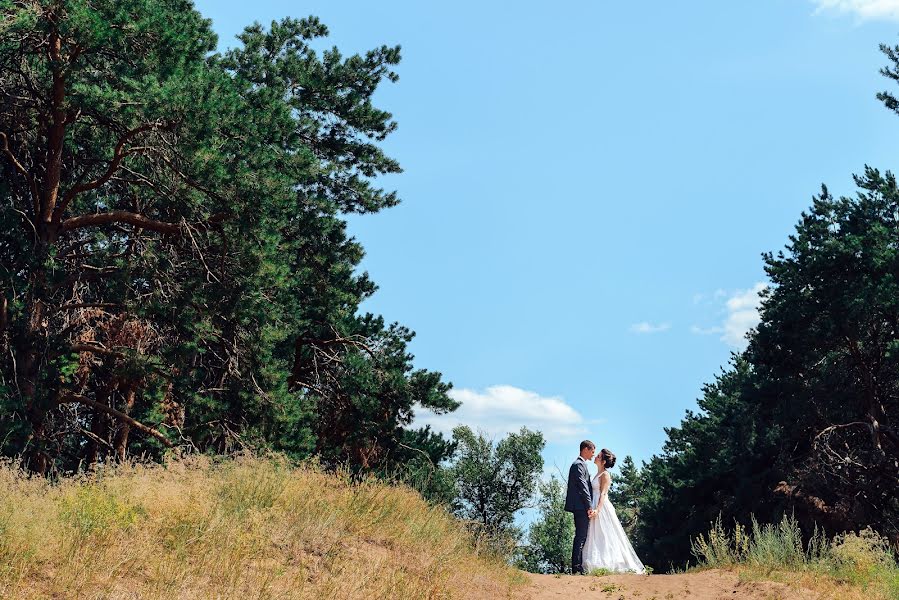 Wedding photographer Artem Grin (greenphoto). Photo of 27 August 2019