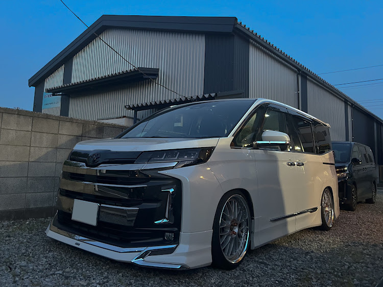 ノアのGW仕様に・洗車オフ・芦ヶ久保道の駅に関するカスタム事例の投稿画像1枚目