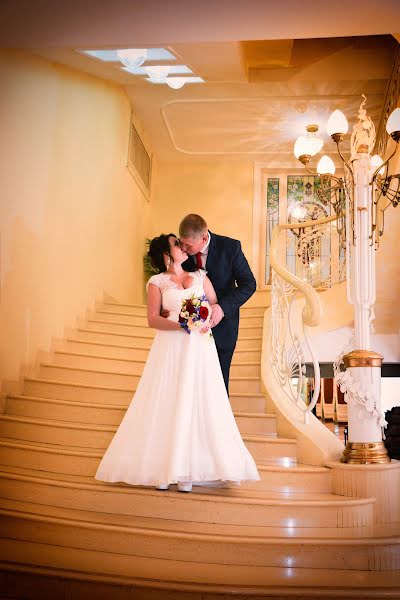 Fotógrafo de casamento Svetlana Trifonova (trifoto). Foto de 22 de janeiro 2016