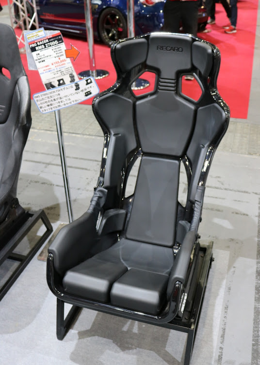 カローラスポーツの大阪オートメッセ2020・フェラーリ・ランボルギーニ・workwheelsに関するカスタム事例の投稿画像14枚目