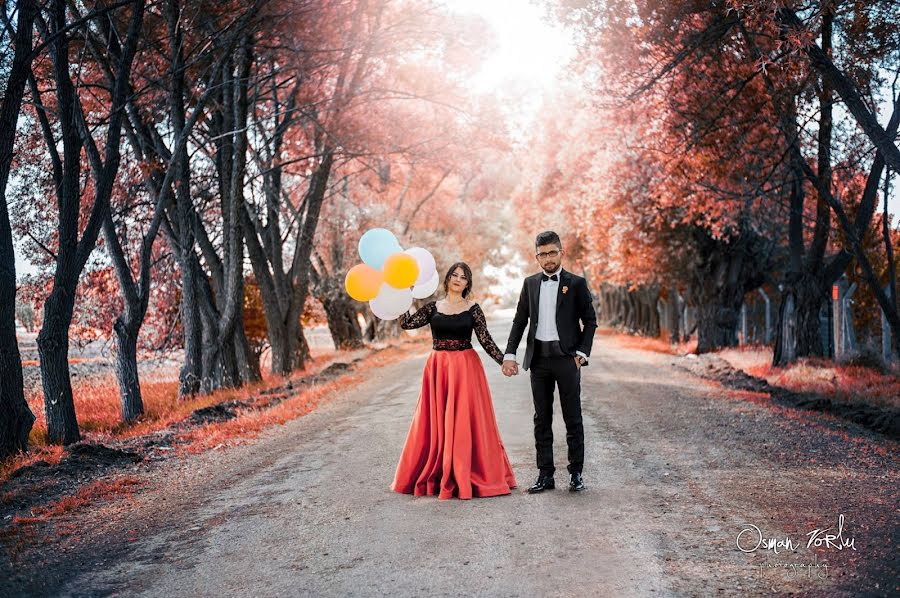 Fotógrafo de casamento Osman Zorlu (osmanzorlu). Foto de 12 de julho 2020