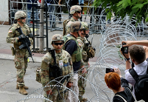 Komandant Komande NATO-a u Napulju posetio Kosovo i razgovarao sa komandantom Kfora