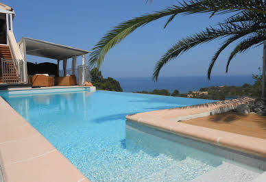 Propriété avec piscine en bord de mer 15