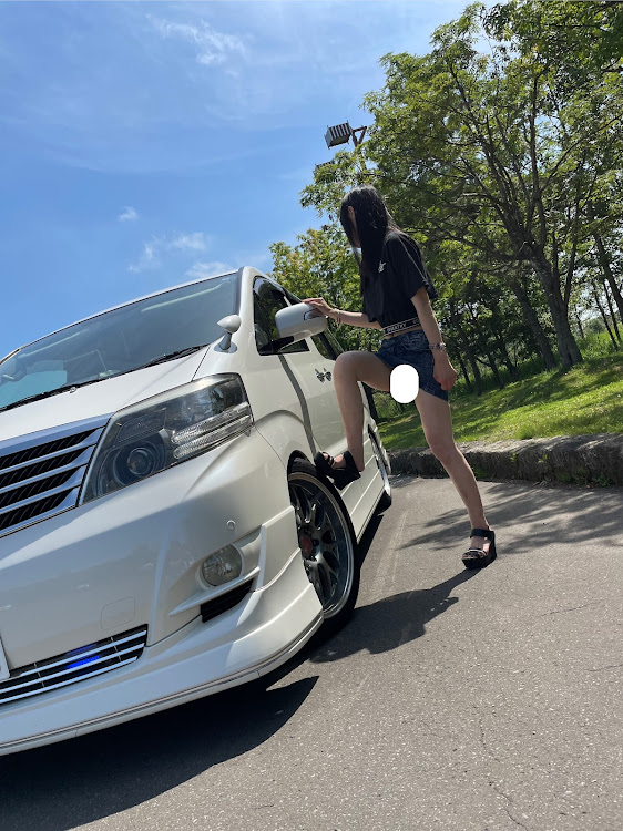 アルファードのキャンギャル風撮影・アルファード10系後期・ドライブに関するカスタム事例の投稿画像6枚目