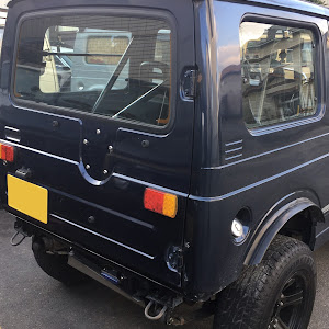 ジムニー JA11V