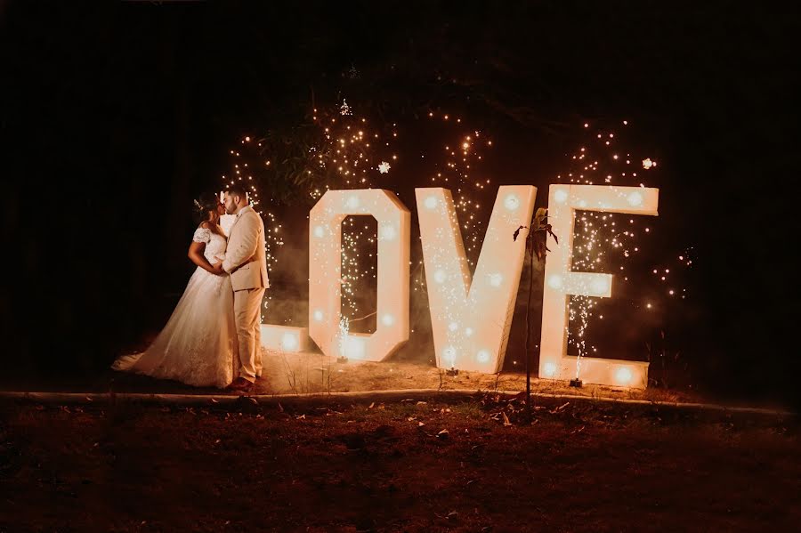 Fotografo di matrimoni Naybi Pastrana (naybipastrana). Foto del 4 ottobre 2019