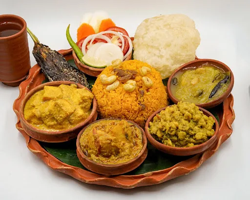 BASANTI PULAO & MALAI PANEER MOHABHOJ THALI