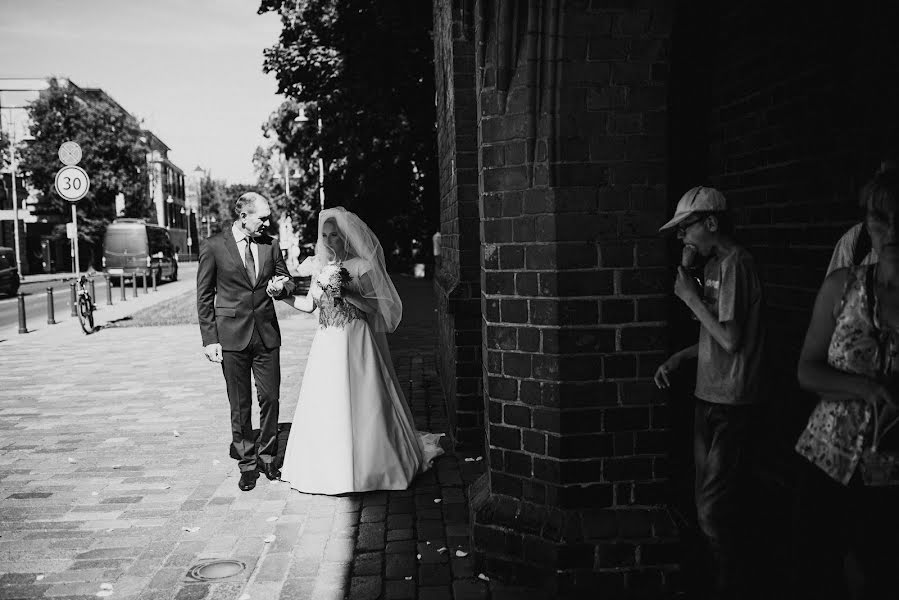 Wedding photographer Nele Chomiciute (chomiciute). Photo of 18 March 2017