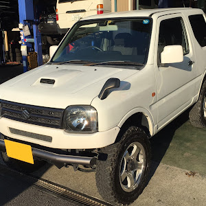 ジムニー JB23W