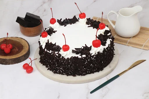 Black Forest Eggless Cake