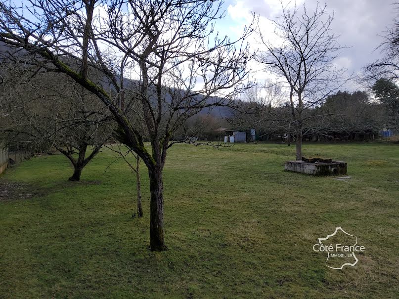 Vente terrain  1746 m² à Fumay (08170), 11 000 €