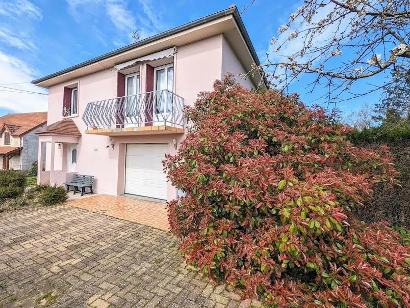 Vente maison 4 pièces 101 m² à Commentry (03600), 134 000 €