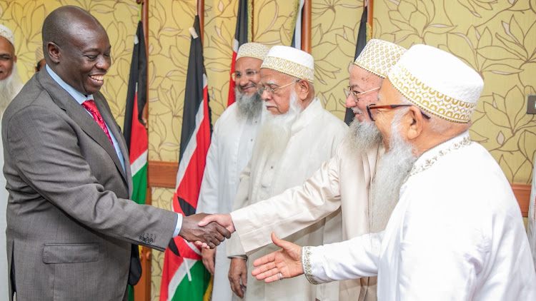 Deputy President Rigathi Gachagua shakes hands with members of the Dawoodi Bohras at his office on November 23, 2022./Photo/TWITTER.