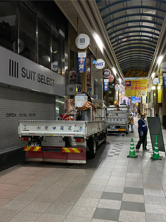 キャンターの寒い！・長崎の繁華街　浜町アーケード・今夜は現場監督もどき。・クレーン屋さん・運送屋さんに関するカスタム事例の投稿画像2枚目