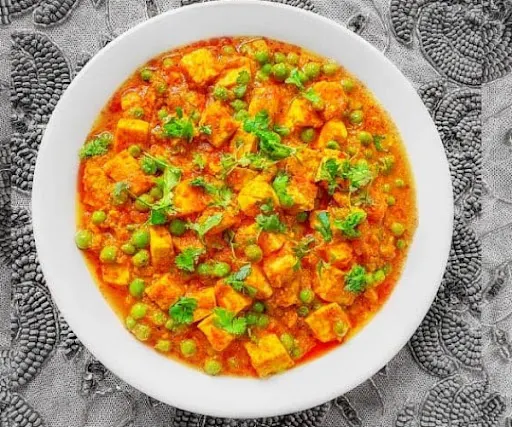 Mattar Paneer