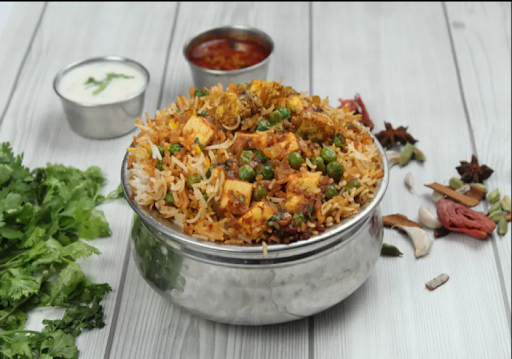 Special Paneer Peas Biryani (Best Seller)