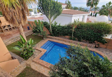 Property with pool 3