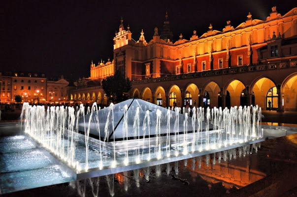 Piazza del mercato a Cracovia di nobiwan