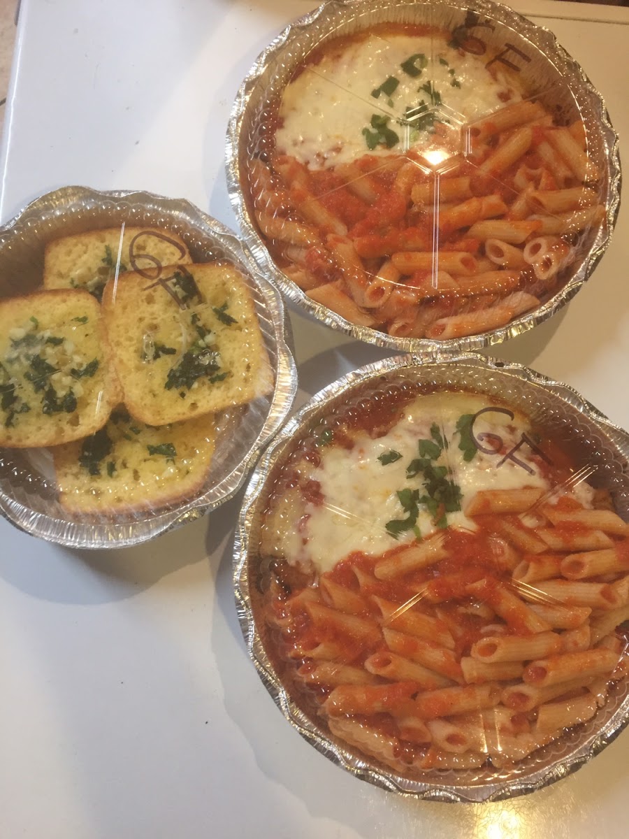 Gf ch parm and garlic bread